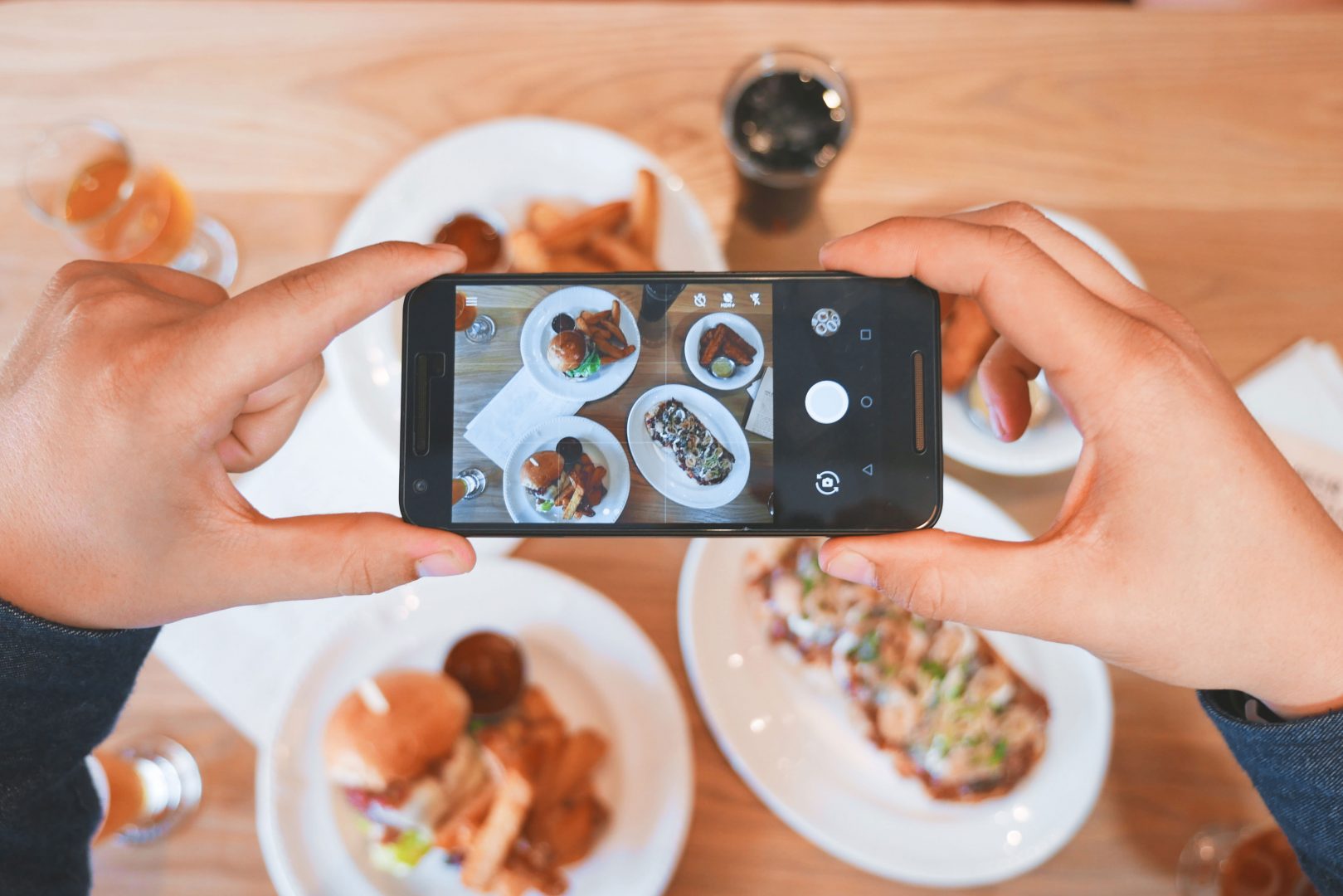 influencer marketing can attract lots of traffic to your website