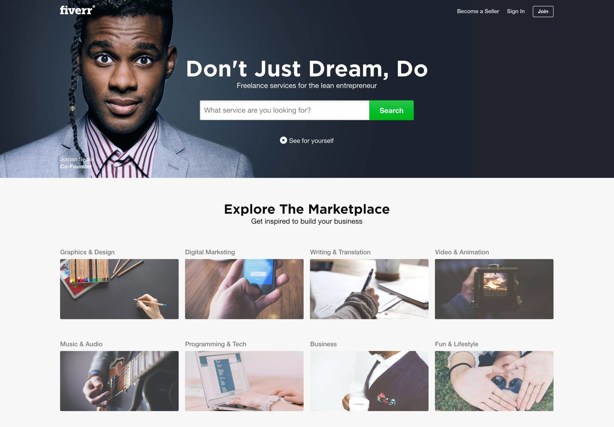 Fiverr Logo